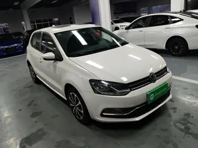 Volkswagen Polo 2016, 96800 км, за 4394.98 USD