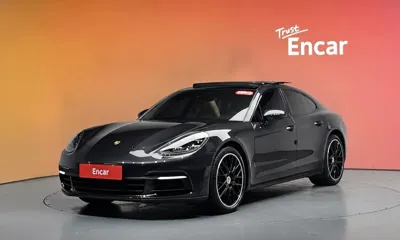 Porsche Panamera · 2018 год