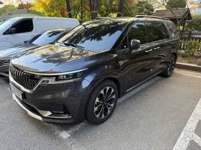 Kia Canival · 2022 год