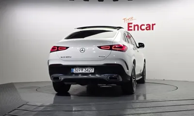 Mercedes-Benz GLE-Class 2021, 39470 км, за 43615.33 USD