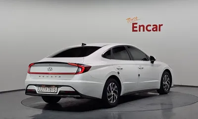 Hyundai Sonata 2022, 103518 км, за 9967.43 USD