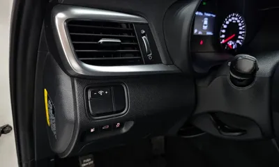 Kia K5 2019, 98366 км, за 8125.85 USD - фото 17