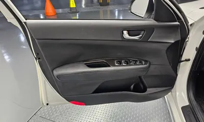 Kia K5 2019, 98366 км, за 8125.85 USD - фото 24