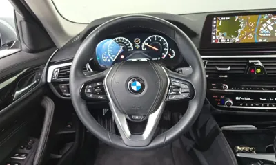 BMW 5-Series 2019, 40004 км, за 17068.41 USD - фото 13