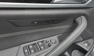 BMW 5-Series 2019, 40004 км, за 17068.41 USD - фото 29