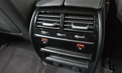 BMW 5-Series 2019, 40004 км, за 17068.41 USD - фото 31