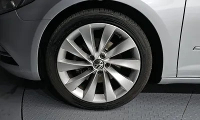 Volkswagen CC 2013, 270115 км, за 2636.27 USD