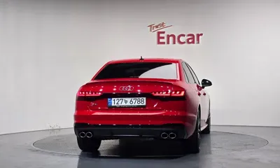 Audi S4 2021, 17573 км, за 26710.11 USD