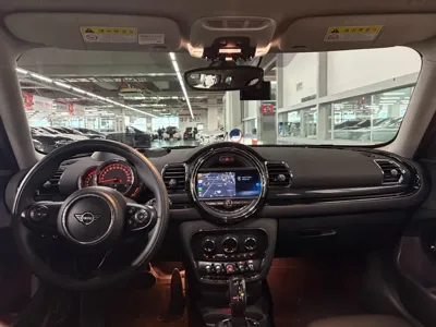 MINI Clubman 2020, 103193 км, за 9230.97 USD - фото 6
