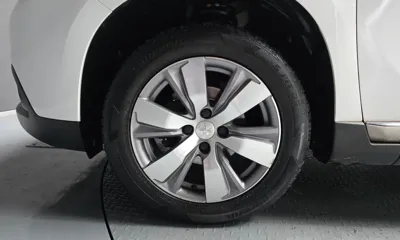 Peugeot 2008 2016, 64863 км, за 3818.03 USD