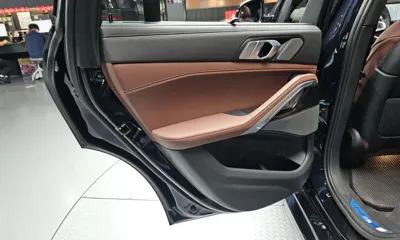 BMW X6 2024, 21972 км, за 72646.8 USD - фото 25