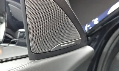 BMW X6 2024, 21972 км, за 72646.8 USD - фото 33
