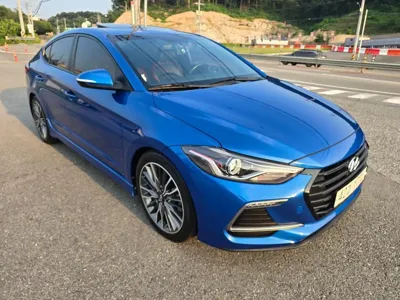 Hyundai Avante 2018, 54192 км, за 7025.77 USD