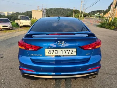 Hyundai Avante 2018, 54192 км, за 7025.77 USD
