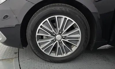 Hyundai Grandeur 2018, 137234 км, за 9446.26 USD