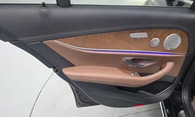 Mercedes-Benz E-Class 2021, 83680 км, за 22843.64 USD - фото 25