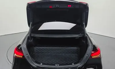 Mercedes-Benz E-Class 2021, 83680 км, за 22843.64 USD - фото 31