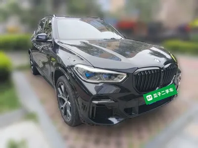 BMW X5 2022, 28900 км, за 71213 USD