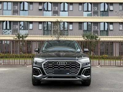 Audi Q5L 2023, 27000 км, за 30870.5 USD