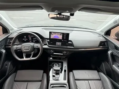 Audi Q5L 2023, 27000 км, за 30870.5 USD - фото 8