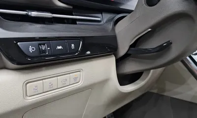 Kia Canival 2023, 116852 км, за 17120.58 USD - фото 29