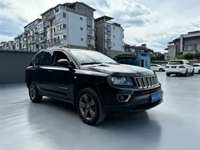 Jeep Compass (Import) 2014, 120000 км, за 2628.32 USD