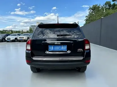 Jeep Compass (Import) 2014, 120000 км, за 2628.32 USD