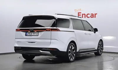 Kia Canival 2023, 88691 км, за 18845.47 USD