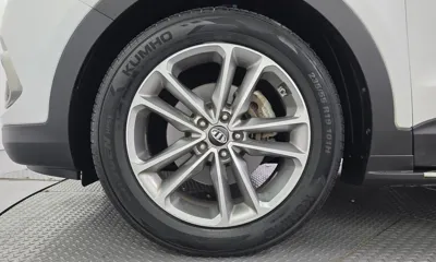 Hyundai Santafe 2016, 122557 км, за 8131.68 USD