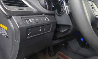 Hyundai Santafe 2016, 122557 км, за 8131.68 USD - фото 12