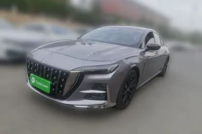 Hongqi H6 · 2023 год