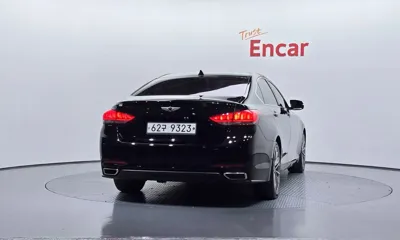 Hyundai Genesis 2015, 122576 км, за 8145.69 USD