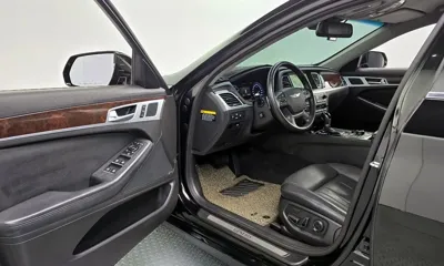 Hyundai Genesis 2015, 122576 км, за 8145.69 USD - фото 11
