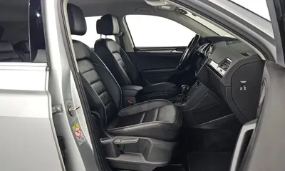 Volkswagen Tiguan 2020, 159147 км, за 12228.99 USD - фото 10