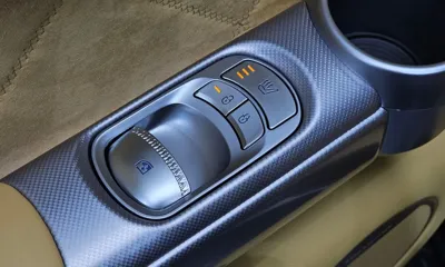 Genesis GV60 2026, 6938 км, за 51290.37 USD - фото 27