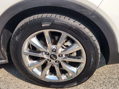 Kia Sorento 2015, 152498 км, за 7358.21 USD