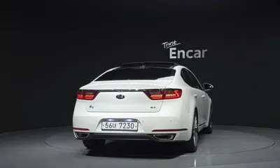 Kia K7 2018, 136926 км, за 7877.12 USD