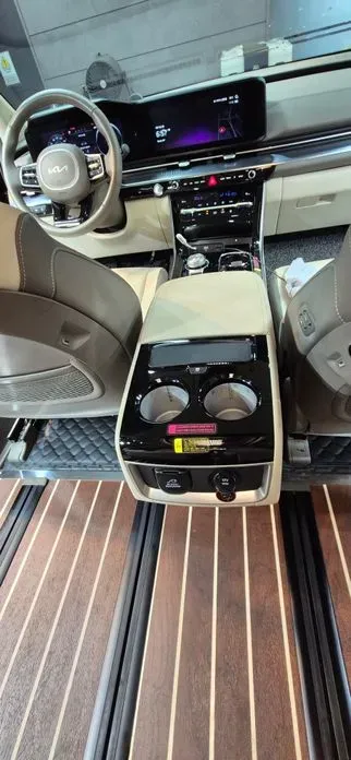 Kia Canival 2023, 46075 км, за 22814.23 USD - фото 6