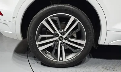 Audi Q5 2023, 44899 км, за 29838.12 USD