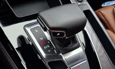 Audi Q5 2023, 44899 км, за 29838.12 USD - фото 9