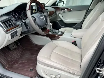 Audi A6L 2012, 100000 км, за 6418.82 USD