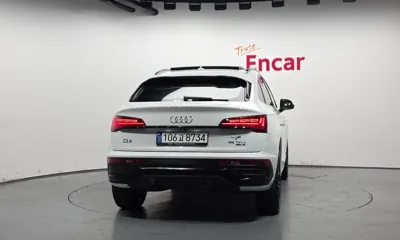 Audi Q5 2023, 13624 км, за 31456.93 USD