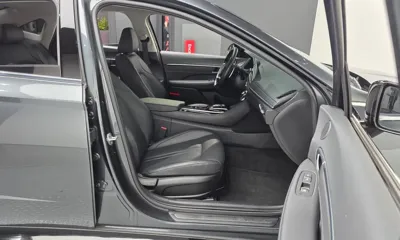 Hyundai Sonata 2022, 73905 км, за 12307.09 USD - фото 11