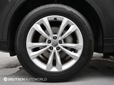 Audi Q7 2019, 138109 км, за 15536.63 USD