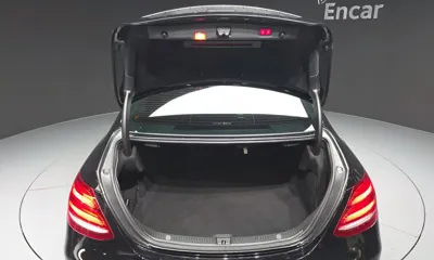 Mercedes-Benz E-Class 2018, 151185 км, за 11661.24 USD - фото 20