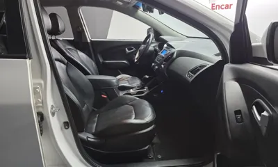 Hyundai Tucson 2015, 98765 км, за 4729.37 USD - фото 10