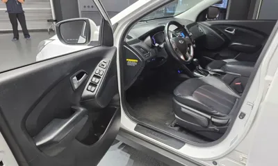Hyundai Tucson 2015, 98765 км, за 4729.37 USD - фото 11