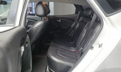Hyundai Tucson 2015, 98765 км, за 4729.37 USD - фото 13