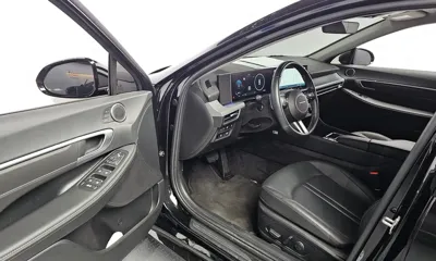 Hyundai Sonata 2024, 25806 км, за 18396.93 USD - фото 11