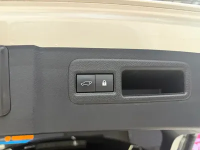 Lexus NX 2019, 57000 км, за 24501.76 USD - фото 21